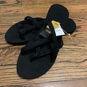 TEVAS strapping sandal